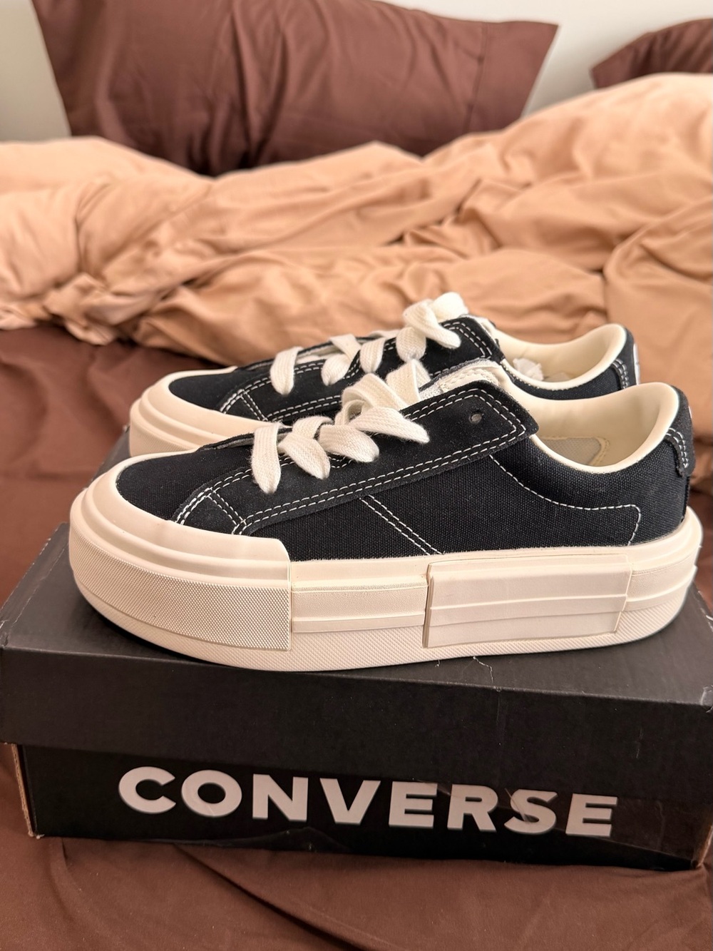 NEW converse platform cruise low top black 5 women, 3.5 kids